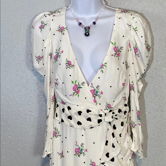 For Love And Lemons White Faux Wrap Floral Mini Dress with Plunge Neckline - Picture 4 of 15